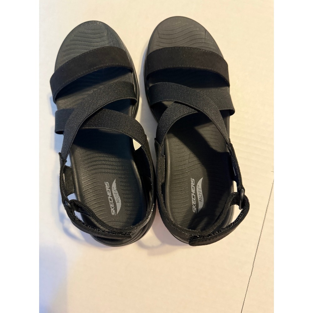 NWT Skechers Go Walk Arch Fit Treasured Black Sandals Women's Size 8 140257 BBK